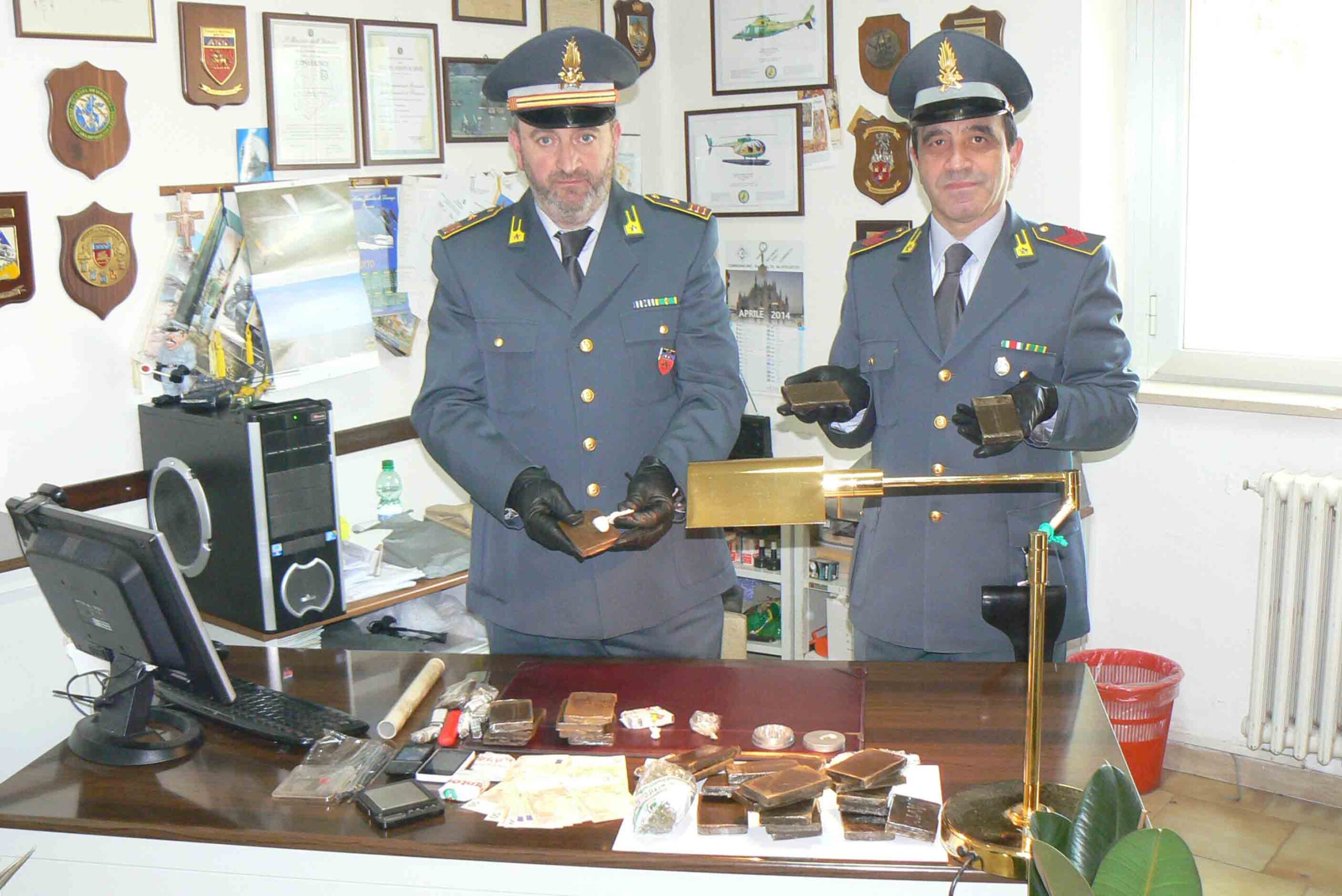 Al momento stai visualizzando Recanati, scoperto il bazar della droga