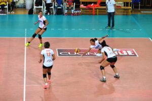 Scopri di più sull'articolo 22-10-2016 Helvia Recina Volley, prima casalinga e prima vittoria