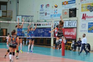 Scopri di più sull'articolo 02-12-2017 La Roana H. Recina si impone 3 a 1 sulla San Giustino PG