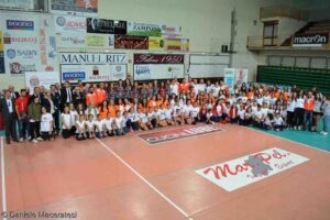 Scopri di più sull'articolo 30-12-2017 Helvia Recina Volley augura un buon anno a tutti tifosi